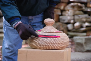 Needle basket